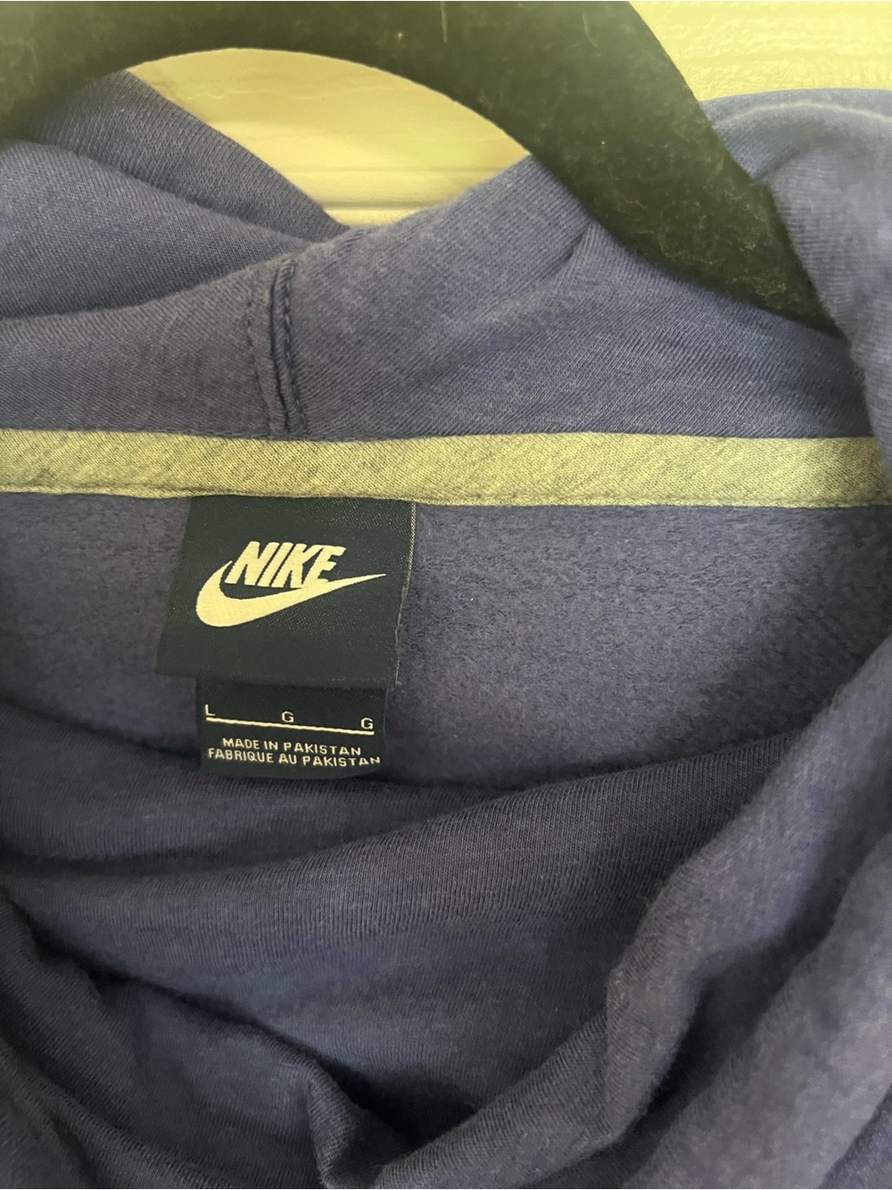 Nike women’s purple Crewneck Sweatshirt
